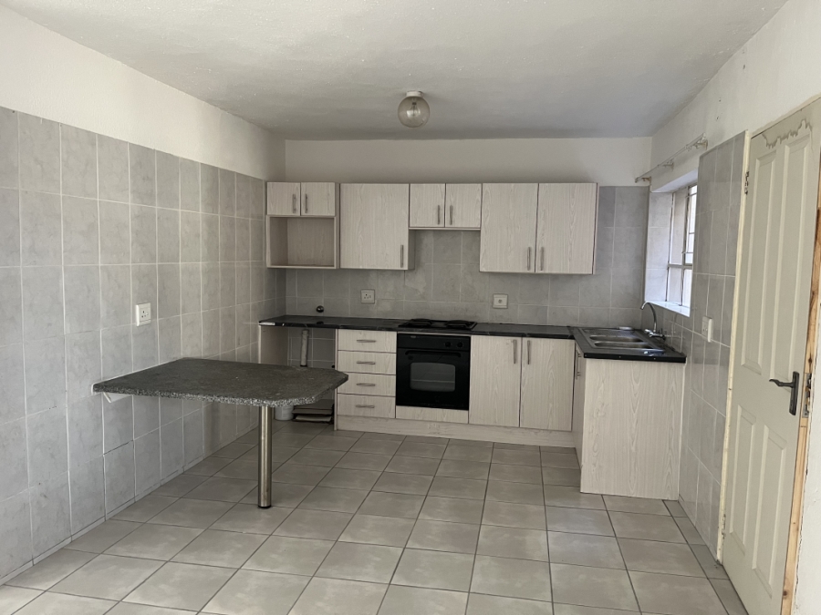2 Bedroom Property for Sale in Edenvale Central Gauteng
