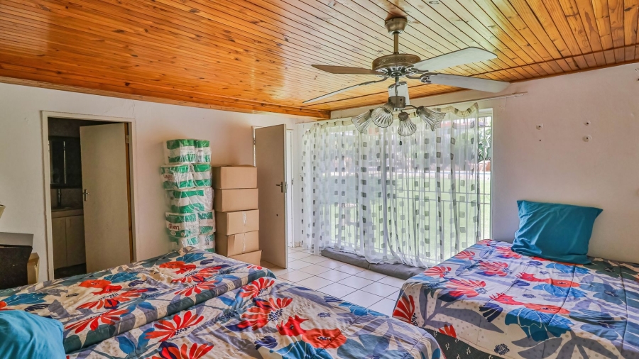 4 Bedroom Property for Sale in Mondeor Gauteng