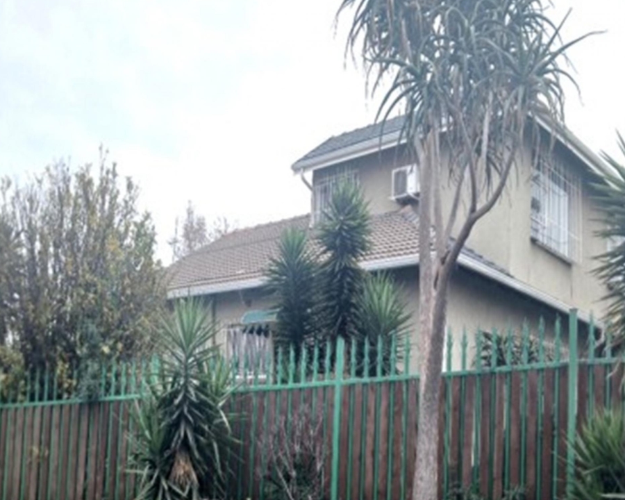 4 Bedroom Property for Sale in Woodmere Gauteng