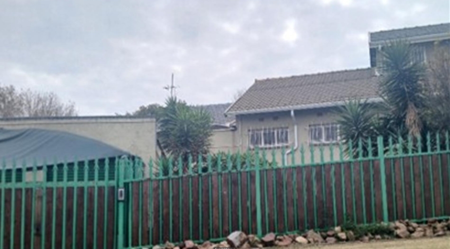 4 Bedroom Property for Sale in Woodmere Gauteng