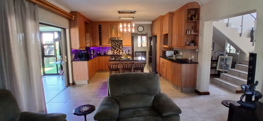 3 Bedroom Property for Sale in Farrarmere Gauteng