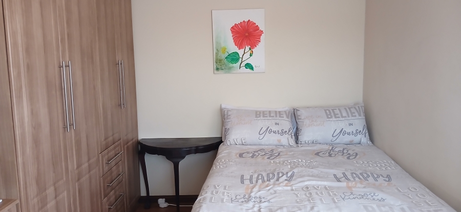 3 Bedroom Property for Sale in Farrarmere Gauteng