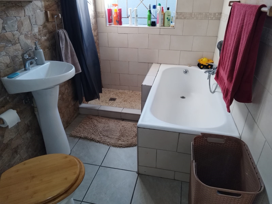 3 Bedroom Property for Sale in Norkem Park Gauteng