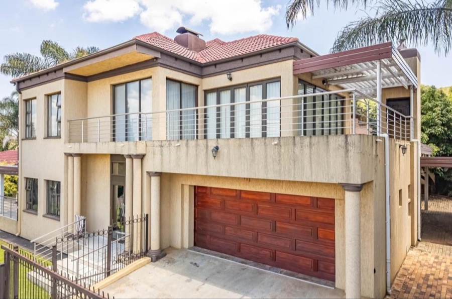 5 Bedroom Property for Sale in Danville Gauteng