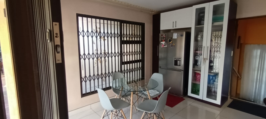 5 Bedroom Property for Sale in Danville Gauteng
