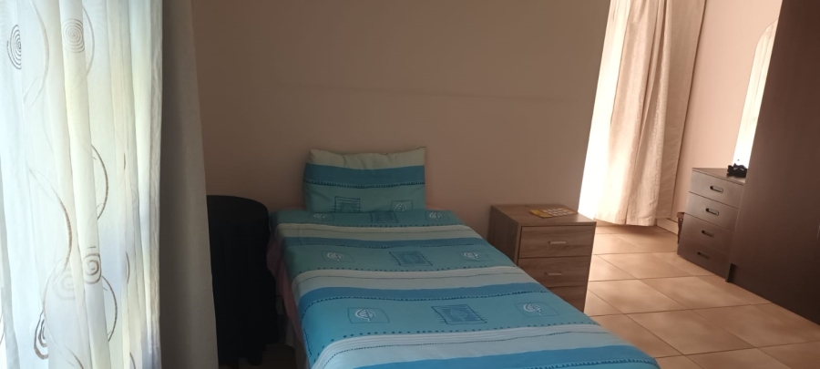 5 Bedroom Property for Sale in Danville Gauteng