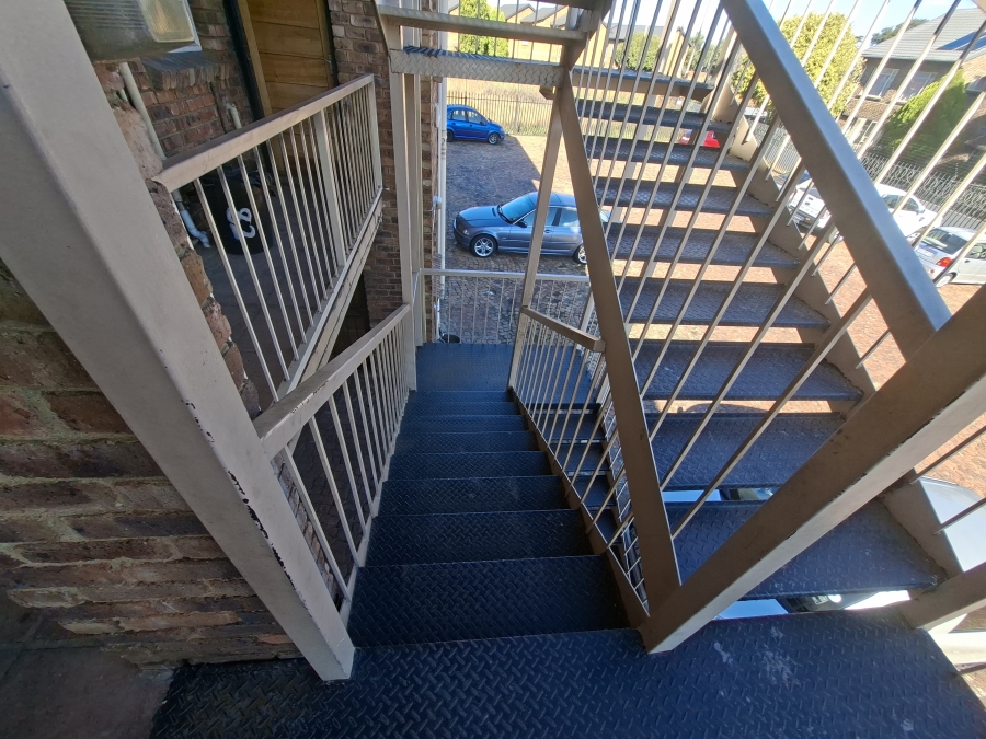 To Let 2 Bedroom Property for Rent in Elspark Gauteng