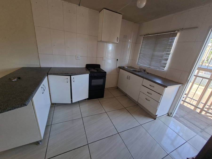To Let 2 Bedroom Property for Rent in Elspark Gauteng