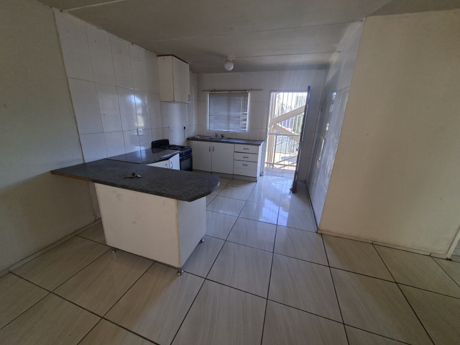 To Let 2 Bedroom Property for Rent in Elspark Gauteng