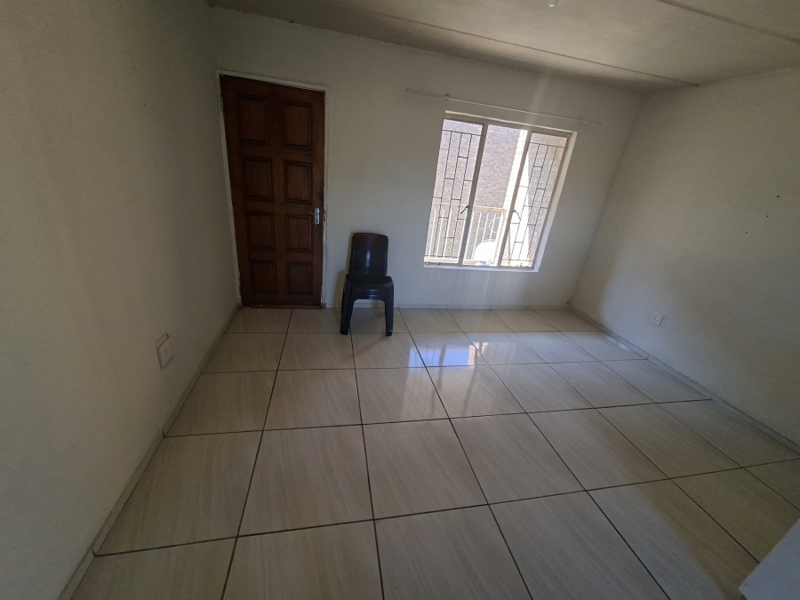 To Let 2 Bedroom Property for Rent in Elspark Gauteng
