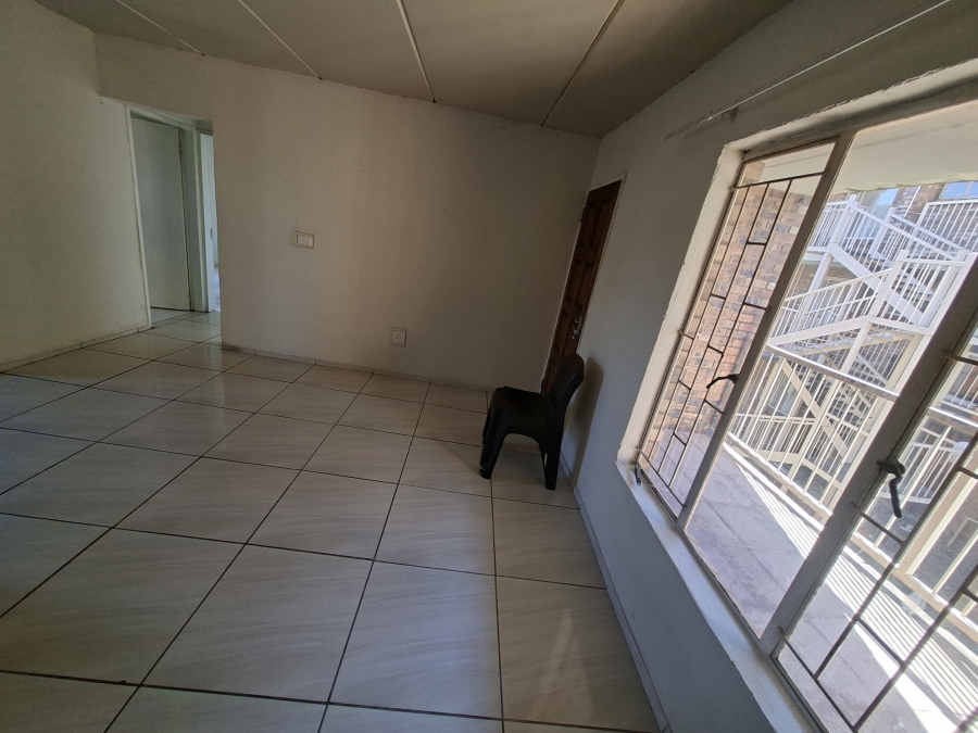 To Let 2 Bedroom Property for Rent in Elspark Gauteng