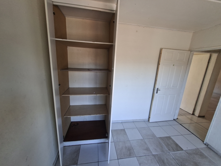 To Let 2 Bedroom Property for Rent in Elspark Gauteng