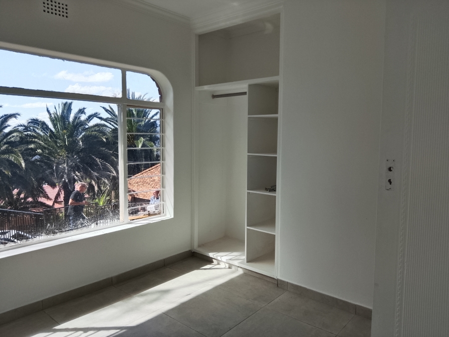 To Let 5 Bedroom Property for Rent in Wilro Park Gauteng
