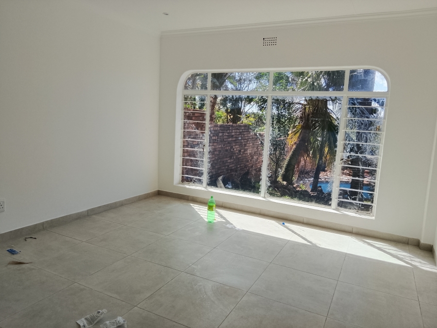 To Let 5 Bedroom Property for Rent in Wilro Park Gauteng