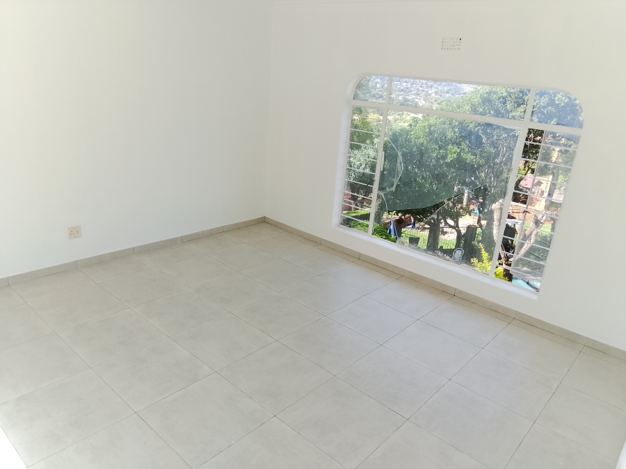 To Let 5 Bedroom Property for Rent in Wilro Park Gauteng