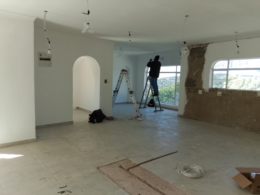 To Let 5 Bedroom Property for Rent in Wilro Park Gauteng