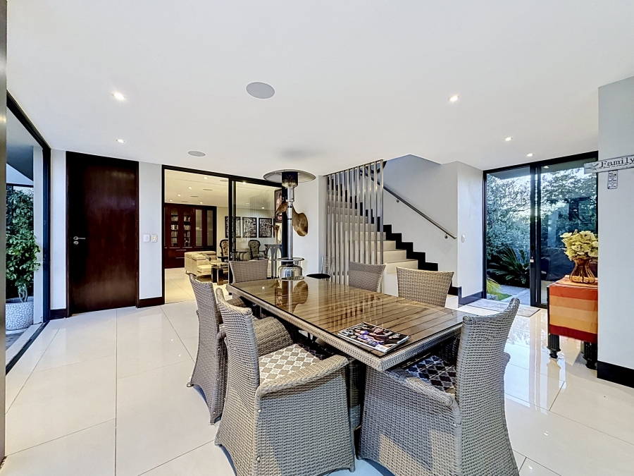 5 Bedroom Property for Sale in Lombardy Estate Gauteng