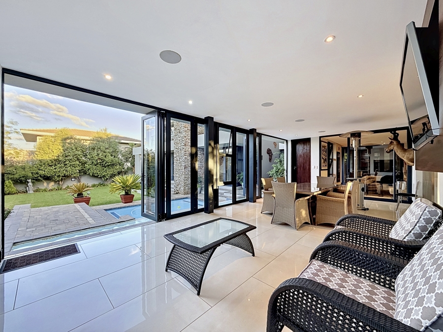 5 Bedroom Property for Sale in Lombardy Estate Gauteng