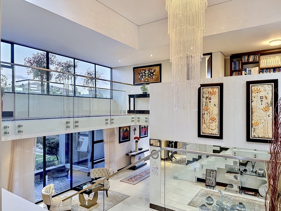 5 Bedroom Property for Sale in Lombardy Estate Gauteng