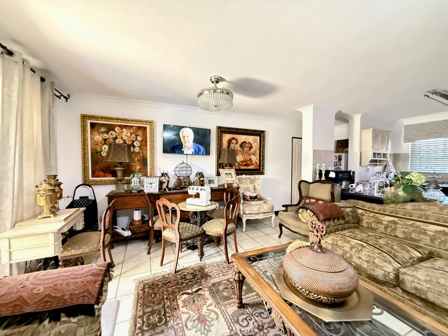 2 Bedroom Property for Sale in Olympus AH Gauteng