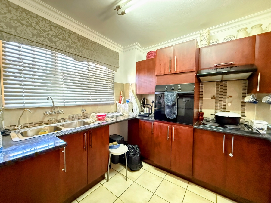 2 Bedroom Property for Sale in Olympus AH Gauteng