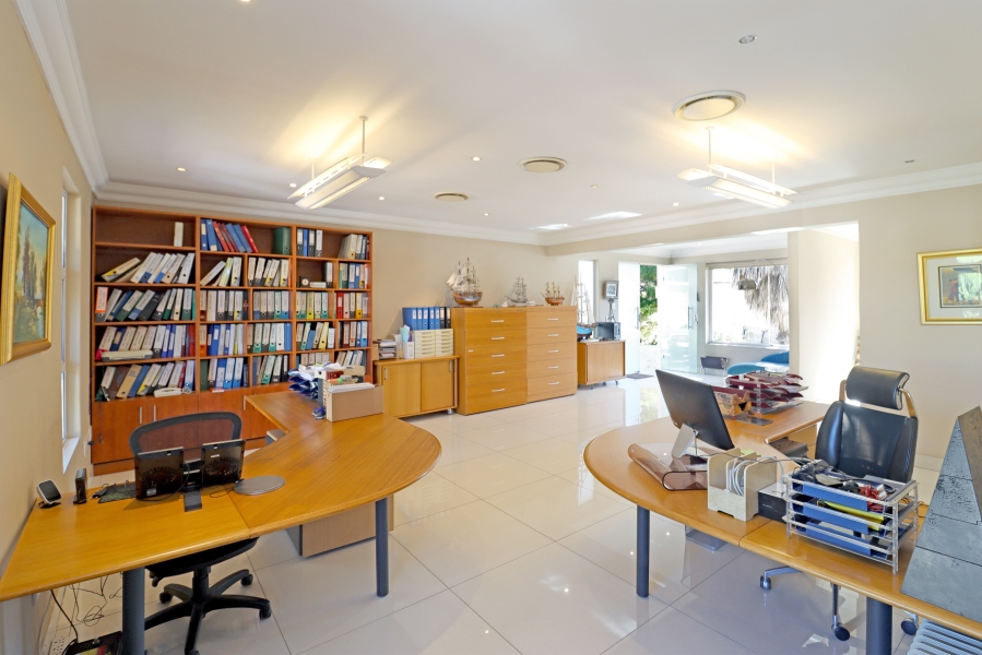 To Let Commercial Property for Rent in Victory Park Gauteng