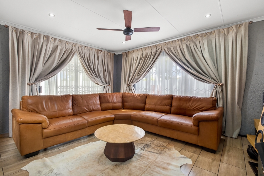 3 Bedroom Property for Sale in Sunninghill Gauteng