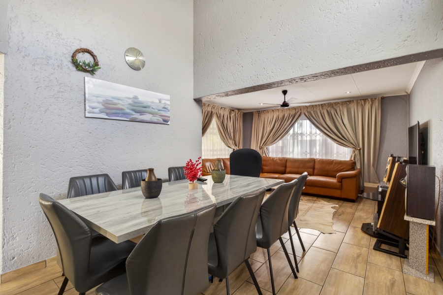 3 Bedroom Property for Sale in Sunninghill Gauteng