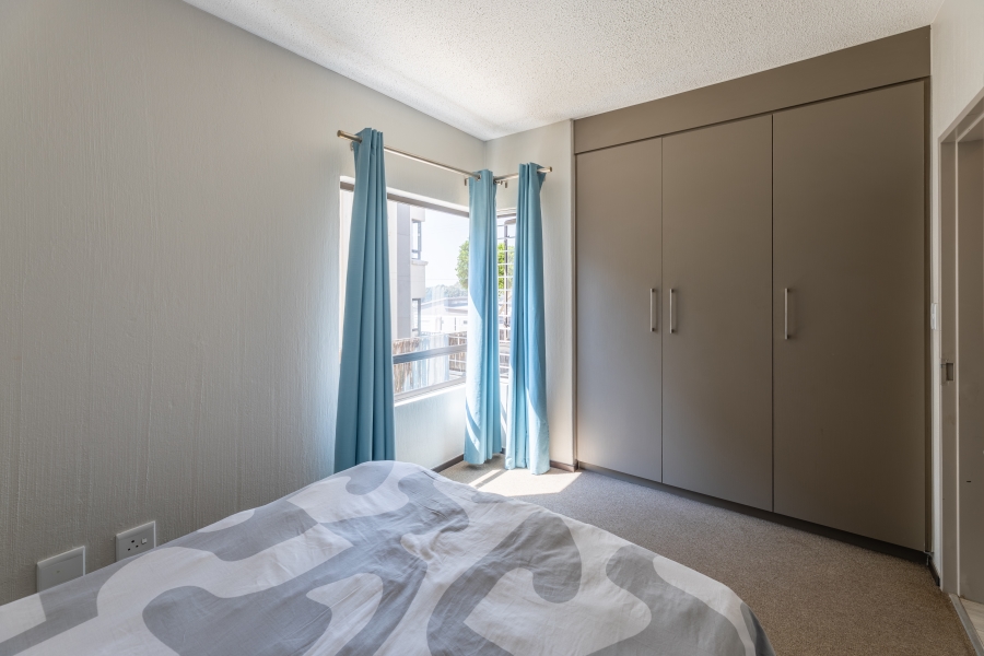 To Let 2 Bedroom Property for Rent in Broadacres Gauteng