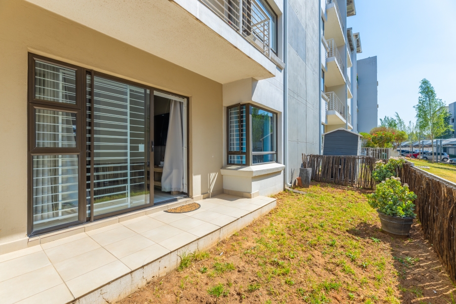 To Let 2 Bedroom Property for Rent in Broadacres Gauteng
