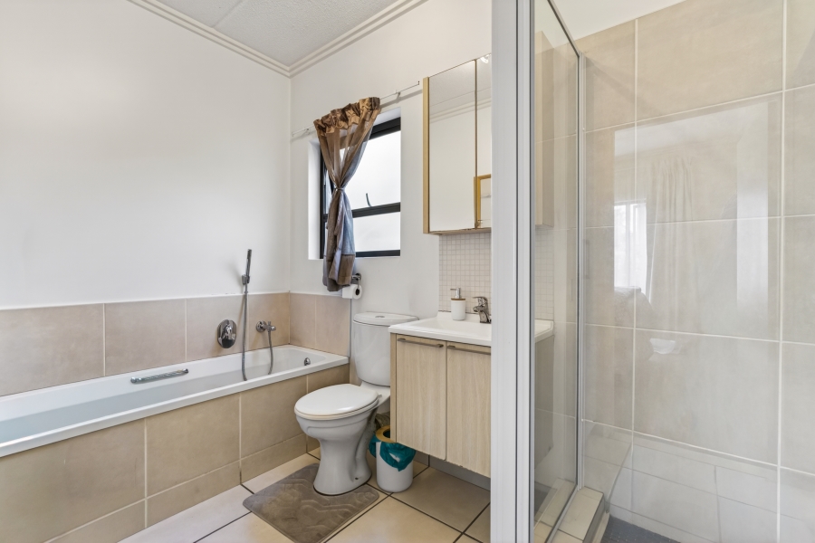 1 Bedroom Property for Sale in Paulshof Gauteng