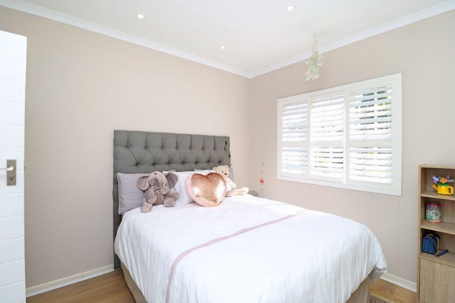 4 Bedroom Property for Sale in Dowerglen Ext 3 Gauteng