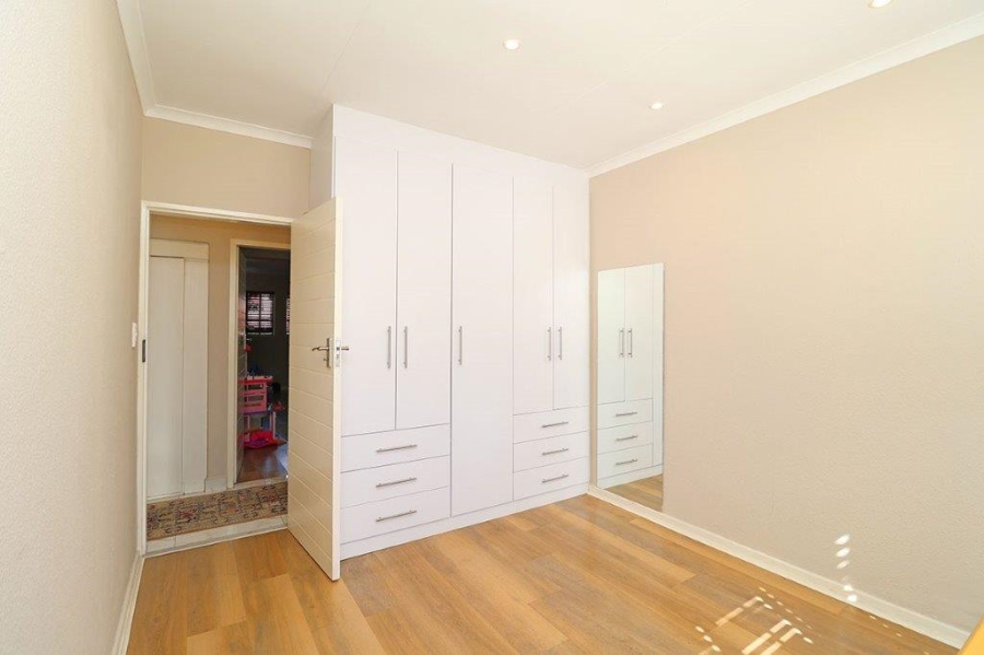 4 Bedroom Property for Sale in Dowerglen Ext 3 Gauteng