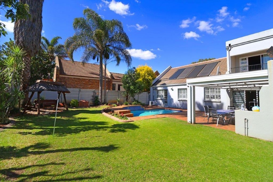 4 Bedroom Property for Sale in Dowerglen Ext 3 Gauteng