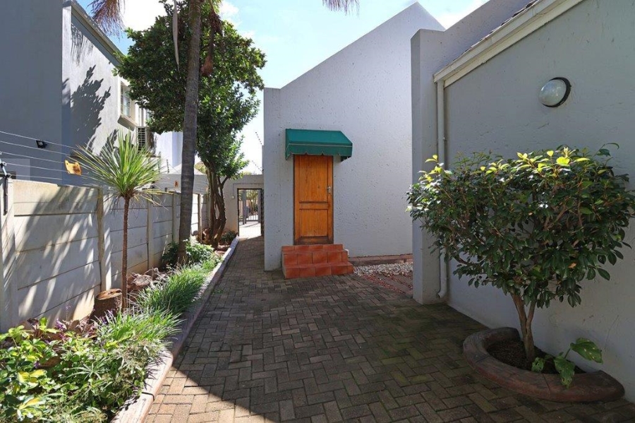 4 Bedroom Property for Sale in Dowerglen Ext 3 Gauteng