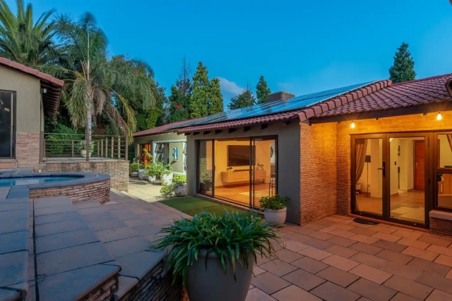 4 Bedroom Property for Sale in Glenvista Gauteng
