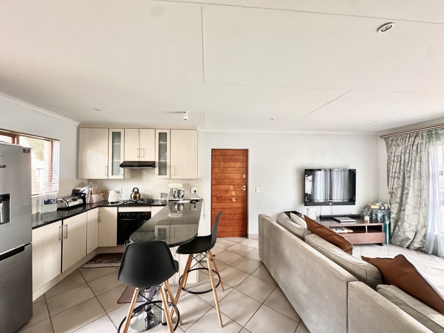 3 Bedroom Property for Sale in Thatchfield Estate Gauteng