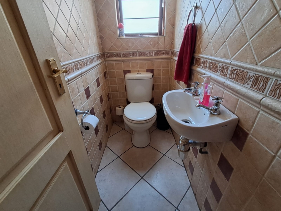 Commercial Property for Sale in Three Rivers Gauteng