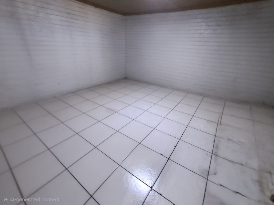 Commercial Property for Sale in Peacehaven Industrial Gauteng