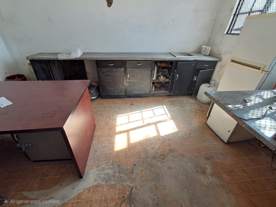 Commercial Property for Sale in Peacehaven Industrial Gauteng