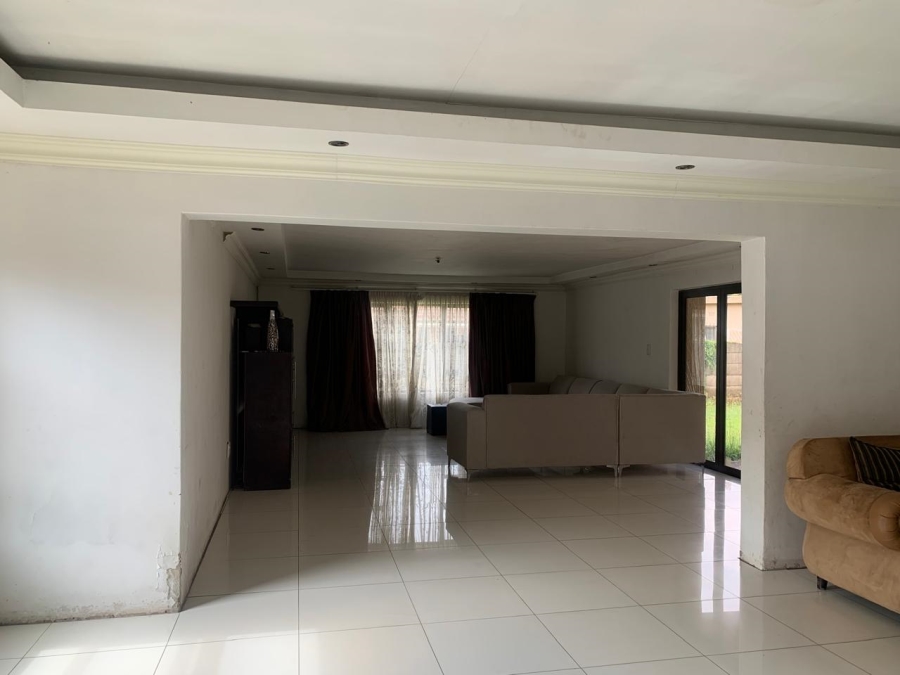3 Bedroom Property for Sale in Vanderbijlpark SE 6 Gauteng