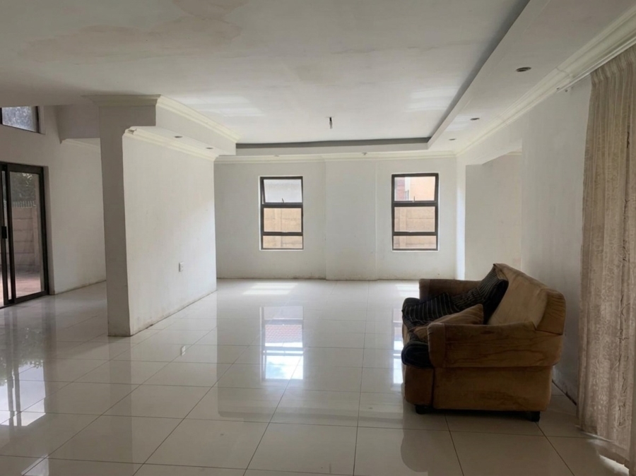 3 Bedroom Property for Sale in Vanderbijlpark SE 6 Gauteng