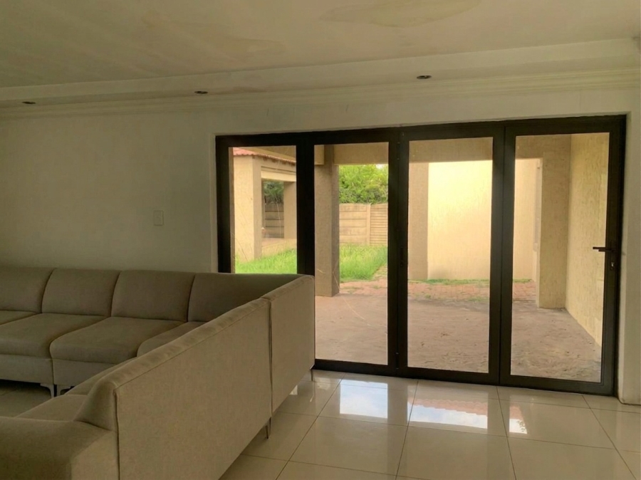 3 Bedroom Property for Sale in Vanderbijlpark SE 6 Gauteng
