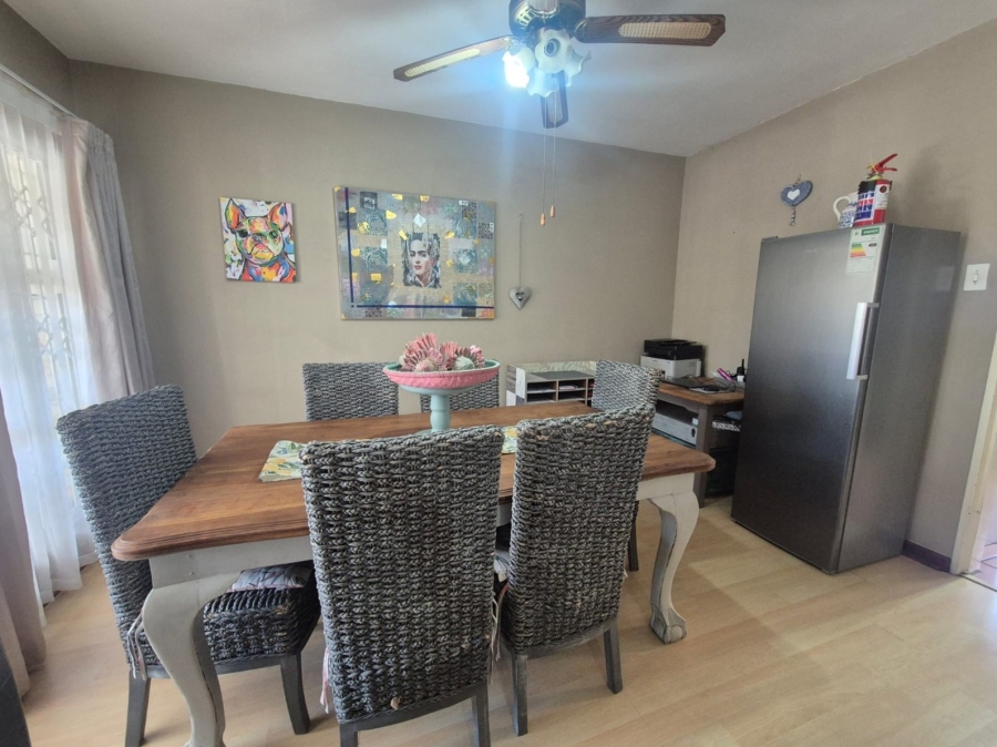 3 Bedroom Property for Sale in Three Rivers Proper Gauteng