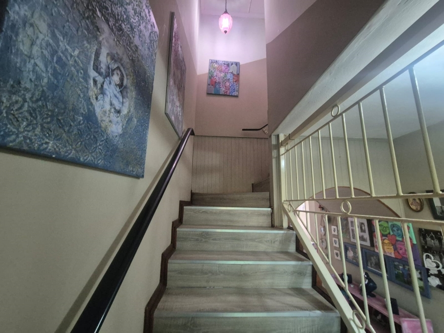 3 Bedroom Property for Sale in Three Rivers Proper Gauteng