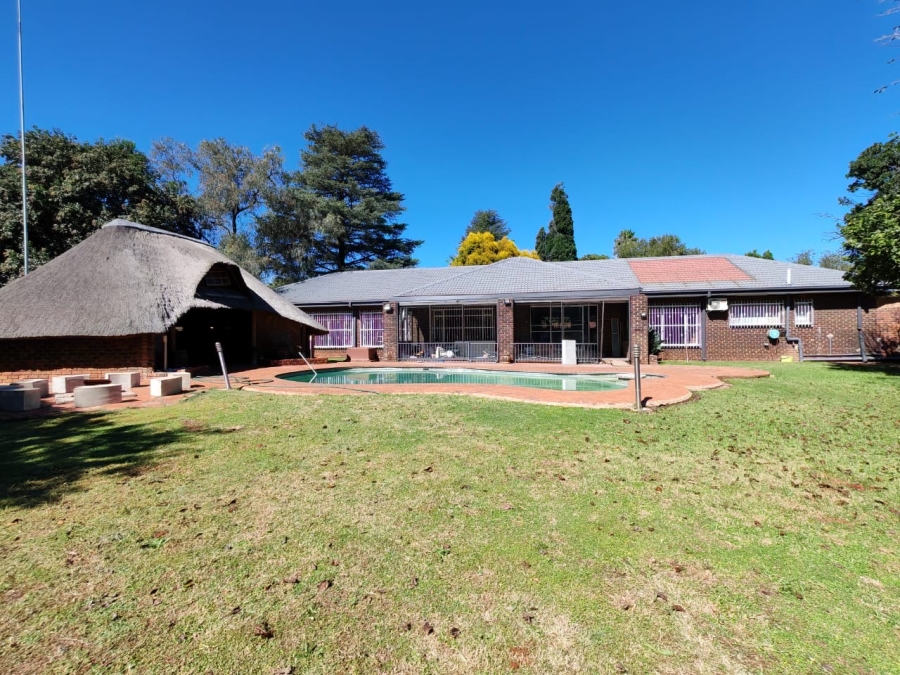 5 Bedroom Property for Sale in Three Rivers East Gauteng