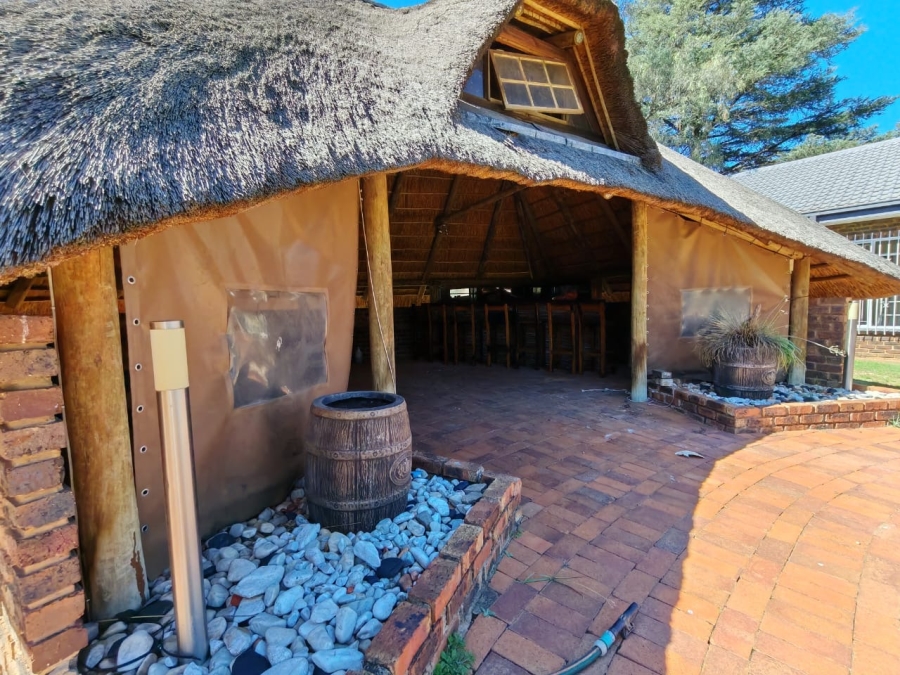 5 Bedroom Property for Sale in Three Rivers East Gauteng