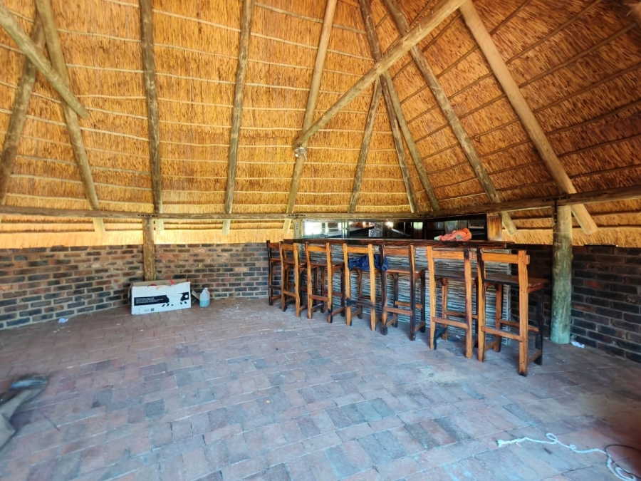 5 Bedroom Property for Sale in Three Rivers East Gauteng