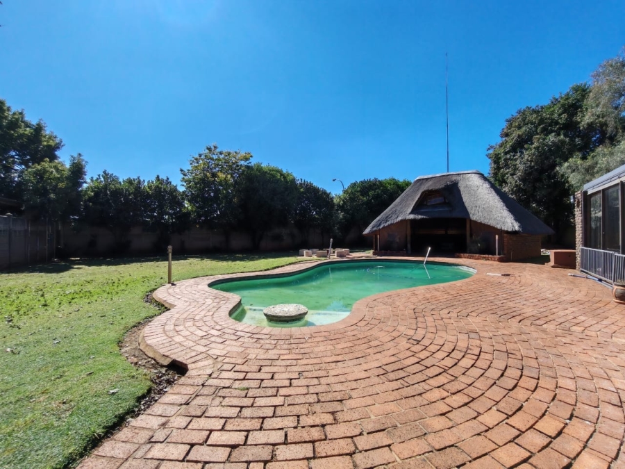 5 Bedroom Property for Sale in Three Rivers East Gauteng