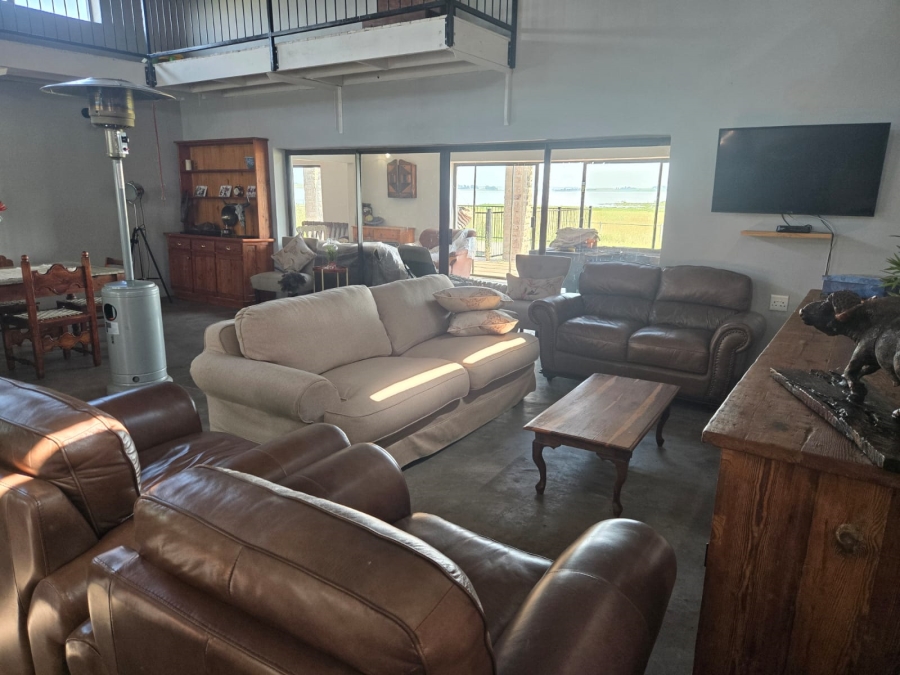 4 Bedroom Property for Sale in Vaal Marina Gauteng